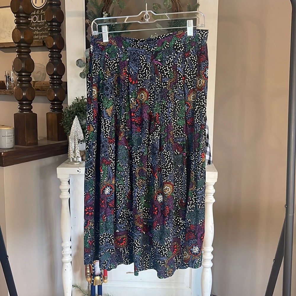 Vintage Print Skirt ❤️